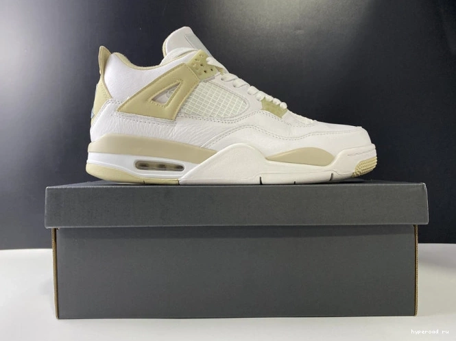 Jordan Sand 487724-118 2017 Retro 4 0617